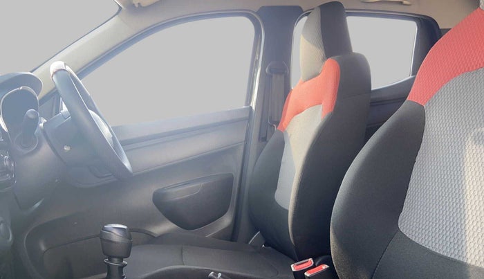 2016 Renault Kwid RXT Opt, Petrol, Manual, 9,966 km, Right Side Front Door Cabin
