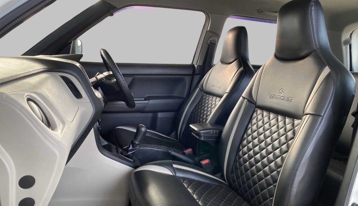 2019 Maruti New Wagon-R LXI CNG 1.0 L, CNG, Manual, 27,867 km, Right Side Front Door Cabin