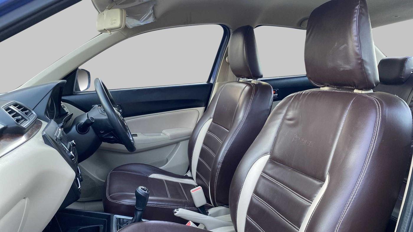 2018 Maruti Dzire VXI, Petrol, Manual, 35,217 km, Right Side Front Door Cabin