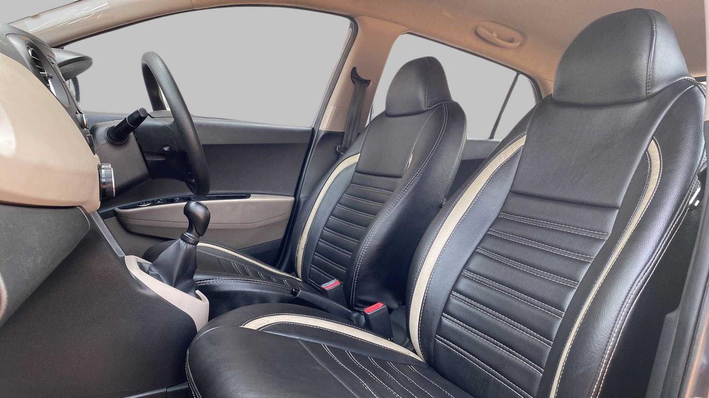2019 Hyundai Grand i10 MAGNA 1.2 VTVT, CNG, Manual, 71,280 km, Right Side Front Door Cabin