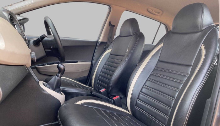 2019 Hyundai Grand i10 MAGNA 1.2 VTVT, CNG, Manual, 71,280 km, Right Side Front Door Cabin