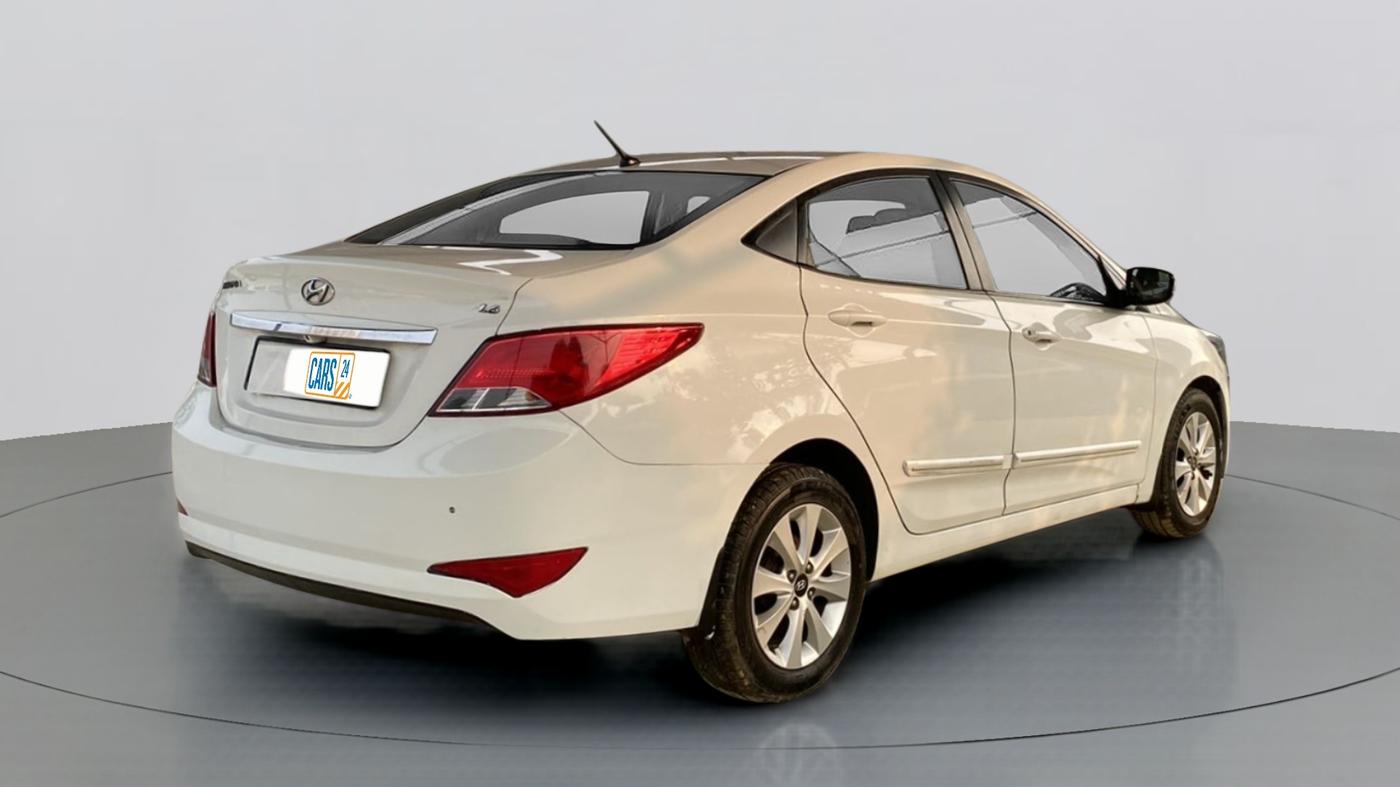 2015 Hyundai Verna FLUIDIC 1.6 CRDI S, Diesel, Manual, 1,01,702 km, Right Back Diagonal