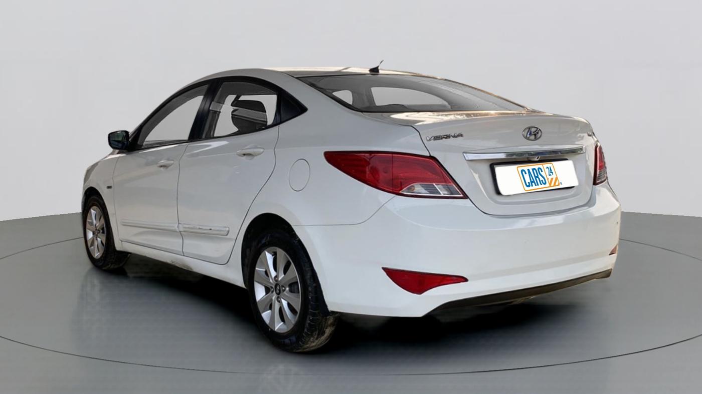 2015 Hyundai Verna FLUIDIC 1.6 CRDI S, Diesel, Manual, 1,01,702 km, Left Back Diagonal