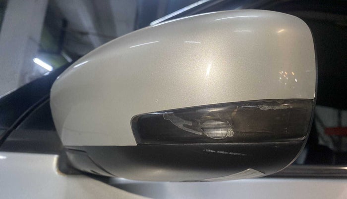 2018 Maruti Swift VXI, Petrol, Manual, 72,282 km, Left rear-view mirror - Indicator light not working