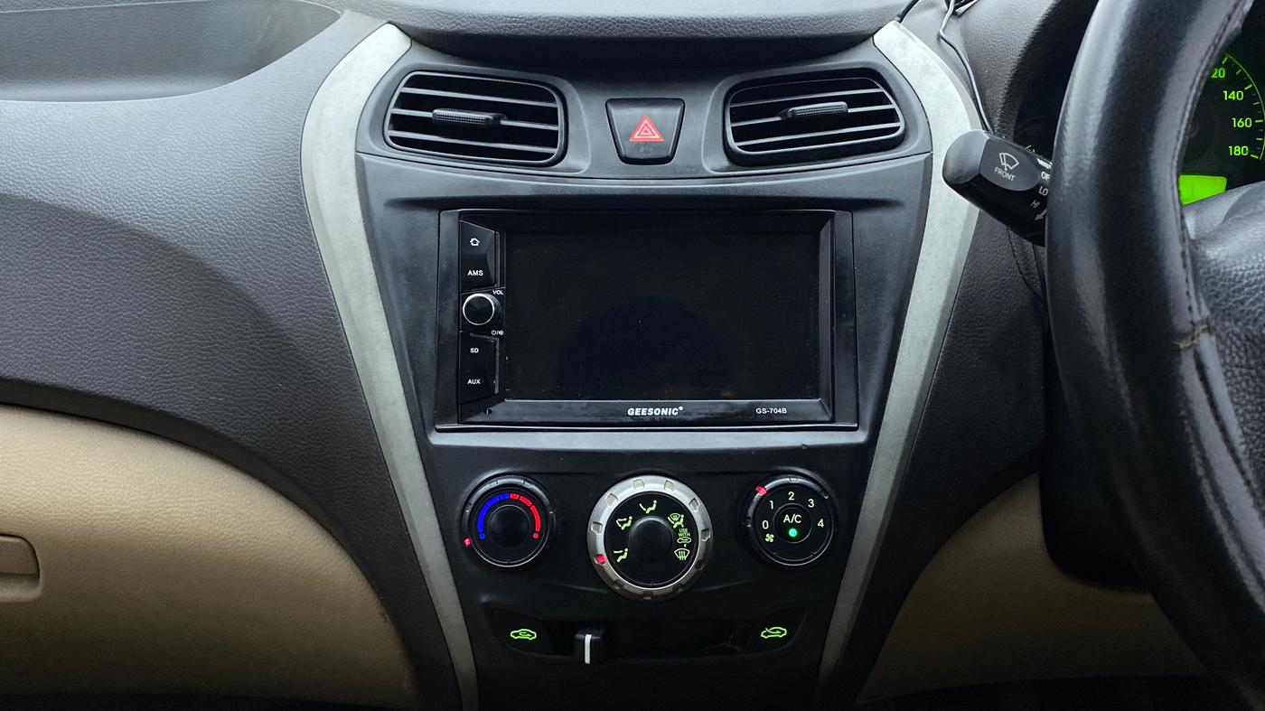 2017 Hyundai Eon ERA PLUS, Petrol, Manual, 72,958 km, Air Conditioner