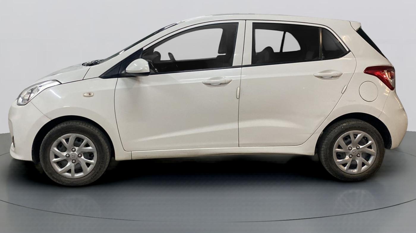 2017 Hyundai Grand i10 Sportz1.2 CRDI, Diesel, Manual, 90,107 km, Left Side
