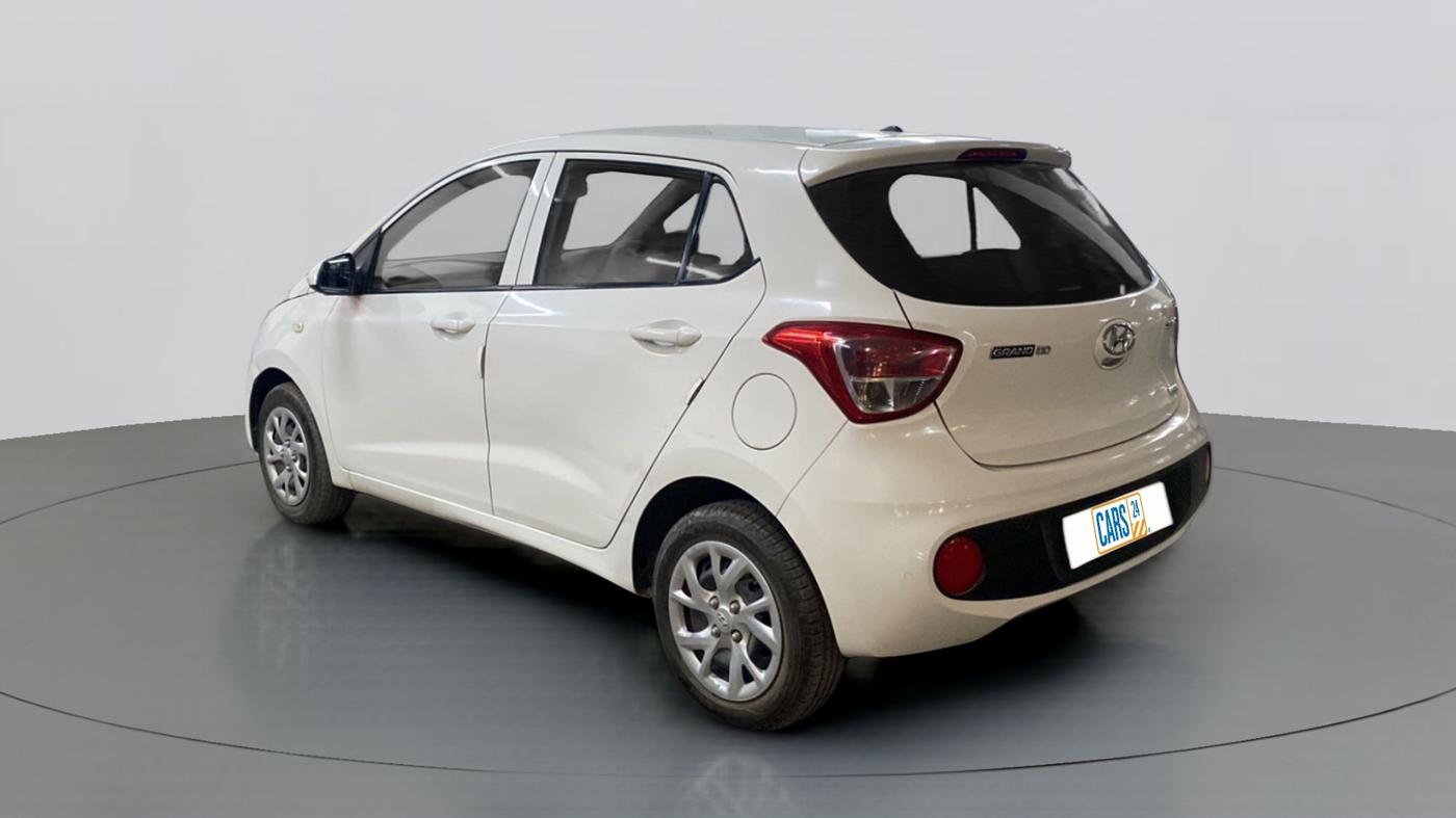 2017 Hyundai Grand i10 Sportz1.2 CRDI, Diesel, Manual, 90,107 km, Left Back Diagonal