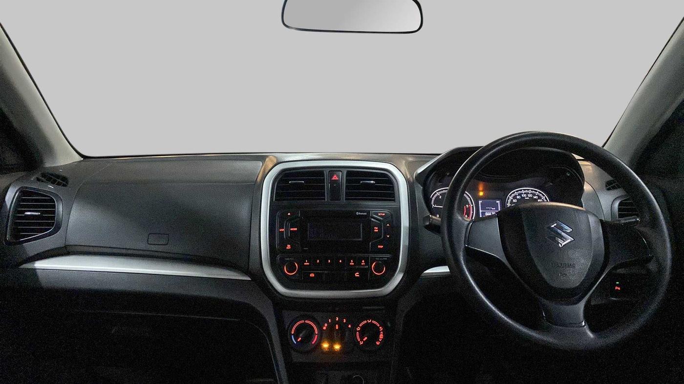 2016 Maruti Vitara Brezza VDI, Diesel, Manual, 66,671 km, Dashboard