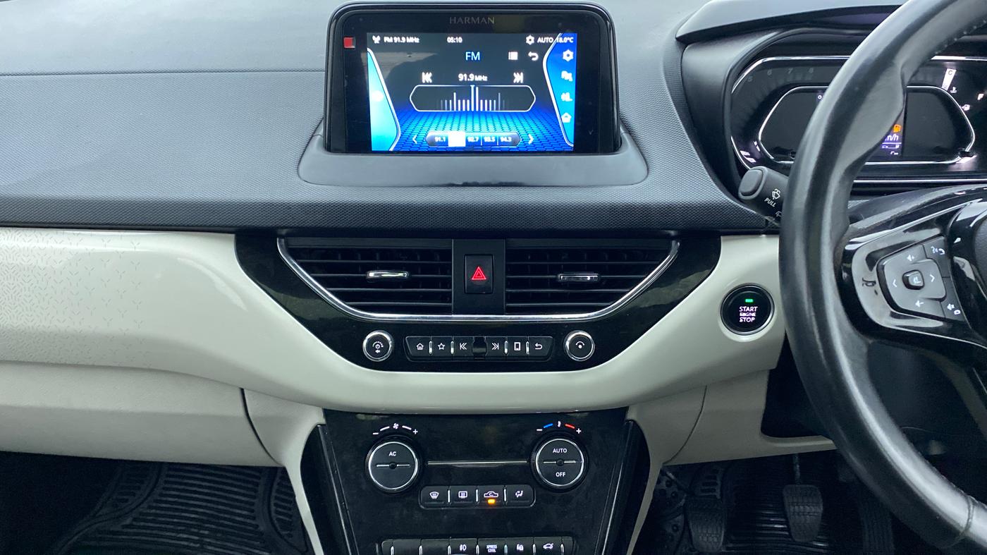 2021 Tata NEXON XZ+ OPT PETROL, Petrol, Manual, 26,533 km, Air Conditioner