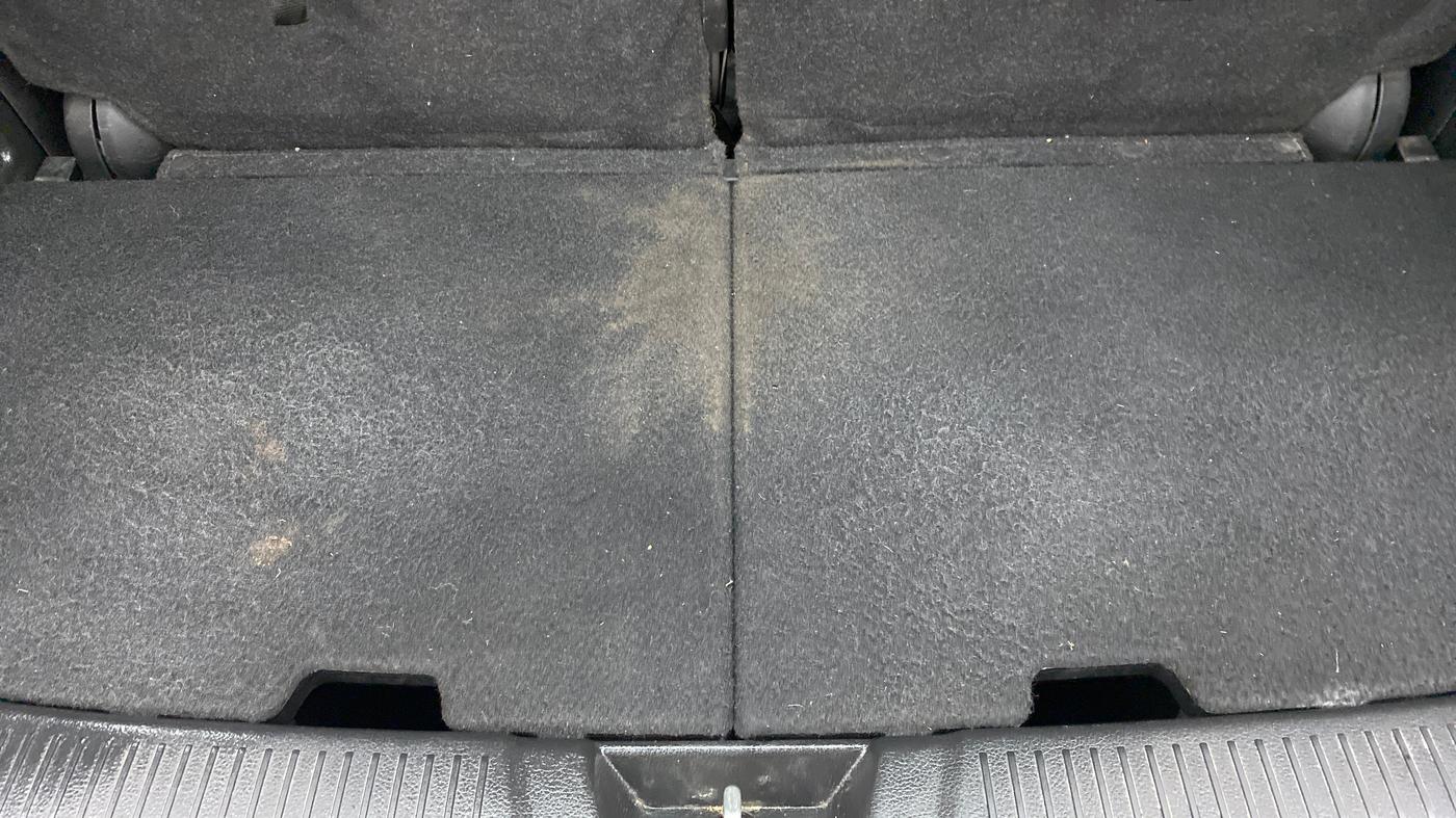 2019 Maruti XL6 ALPHA AT SHVS, Petrol, Automatic, 20,429 km, Boot Inside