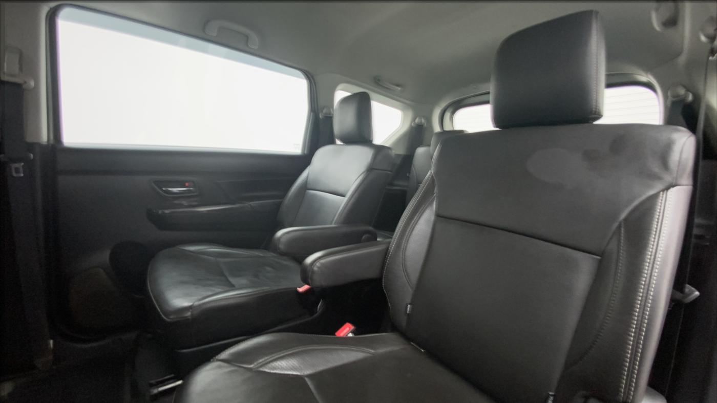 2019 Maruti XL6 ALPHA AT SHVS, Petrol, Automatic, 20,429 km, Right Side Rear Door Cabin