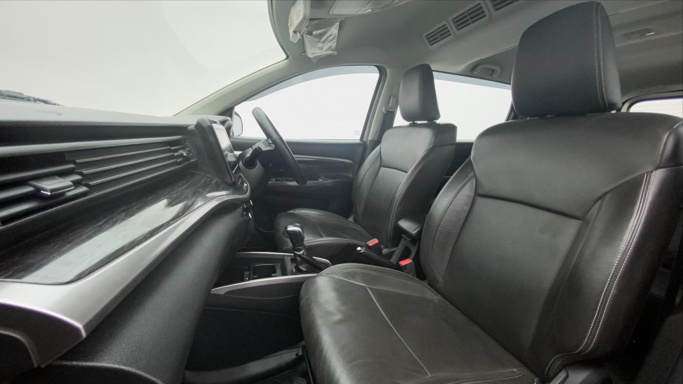 2019 Maruti XL6 ALPHA AT SHVS, Petrol, Automatic, 20,429 km, Right Side Front Door Cabin