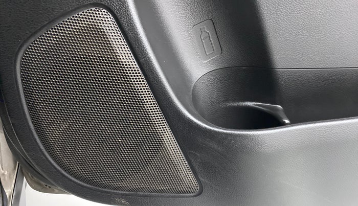 2019 Maruti XL6 ALPHA AT SHVS, Petrol, Automatic, 20,429 km, Speaker