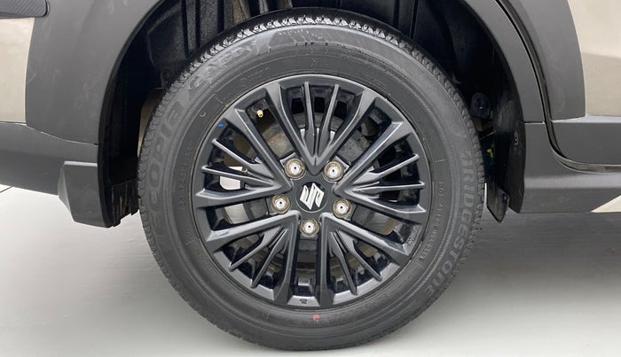 2019 Maruti XL6 ALPHA AT SHVS, Petrol, Automatic, 20,429 km, Right Rear Wheel