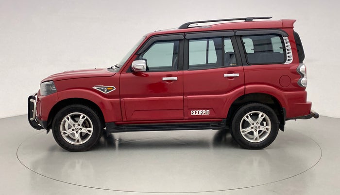 2014 Mahindra Scorpio S10, Diesel, Manual, 42,284 km, Left Side