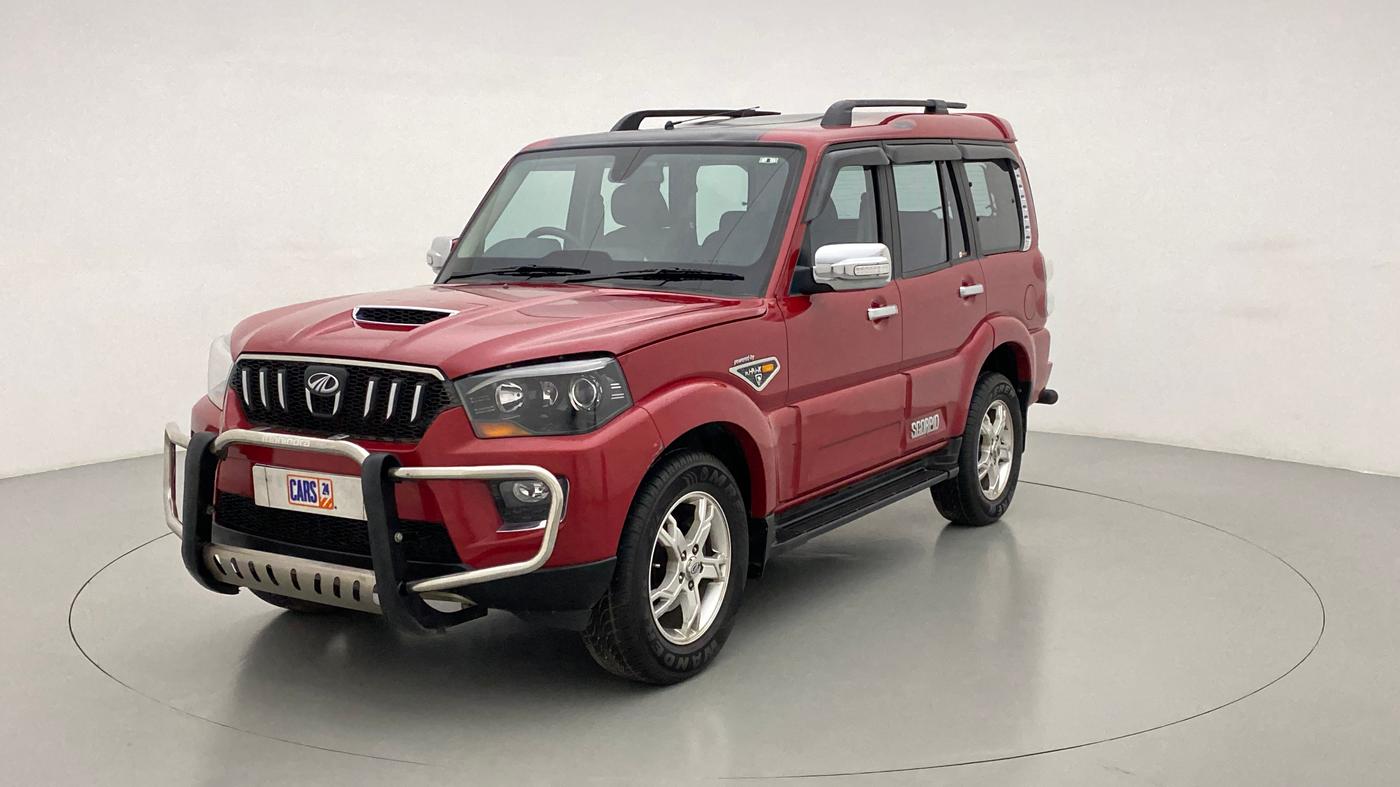 2014 Mahindra Scorpio S10, Diesel, Manual, 42,284 km, Left Front Diagonal