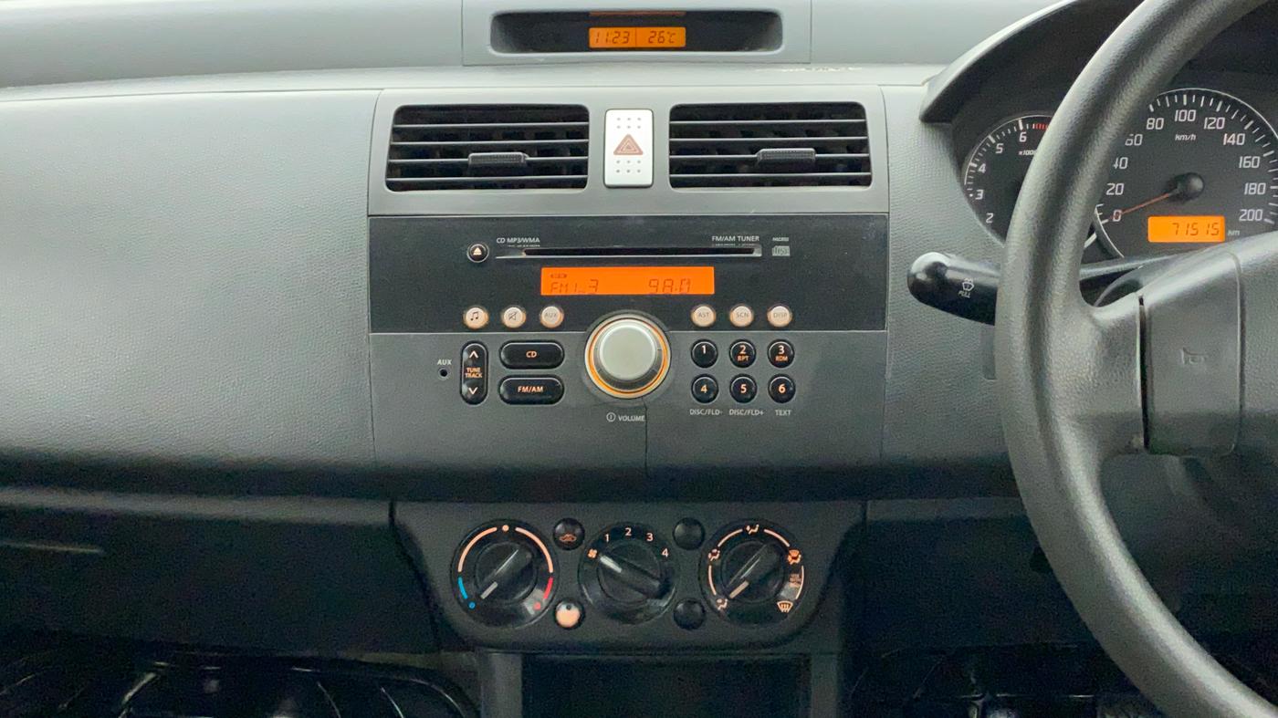 2011 Maruti Swift Dzire VXI, Petrol, Manual, 71,515 km, Air Conditioner