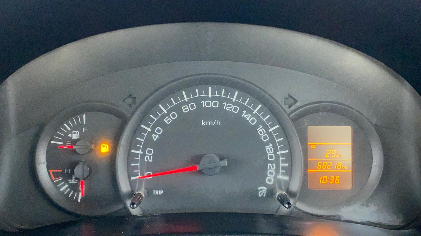 2015 Maruti Swift LXI D, Petrol, Manual, 68,319 km, Odometer Image
