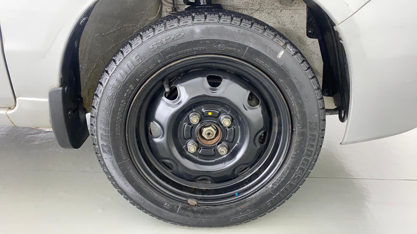 2011 Maruti Alto K10 VXI P, Petrol, Manual, 39,093 km, Right Front Wheel
