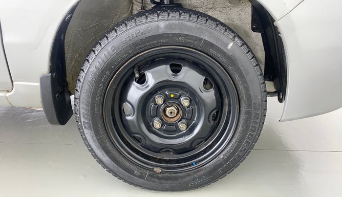 2011 Maruti Alto K10 VXI P, Petrol, Manual, 39,093 km, Right Front Wheel