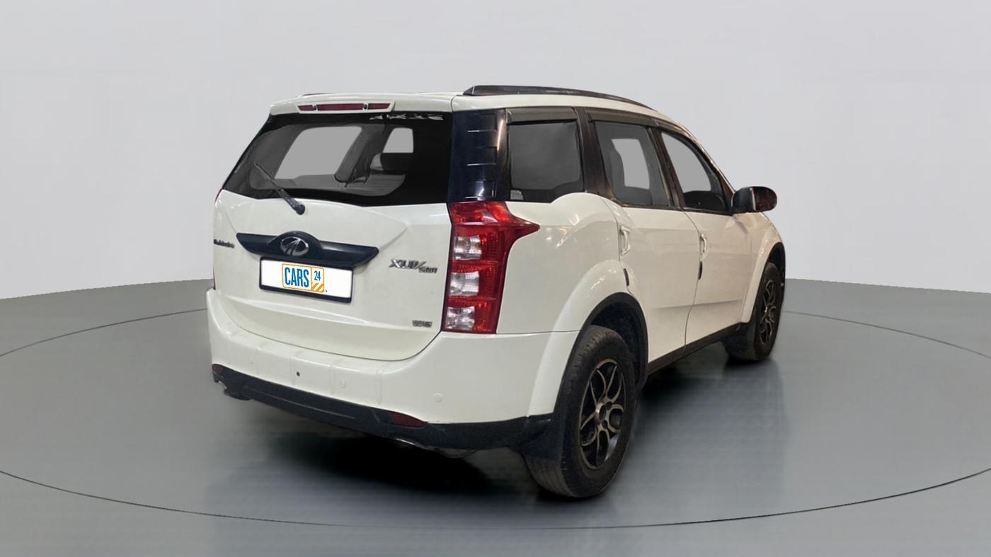 2016 Mahindra XUV500 W6 4X2, Diesel, Manual, 78,794 km, Right Back Diagonal