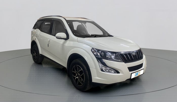 2016 Mahindra XUV500 W6 4X2, Diesel, Manual, 78,794 km, Right Front Diagonal
