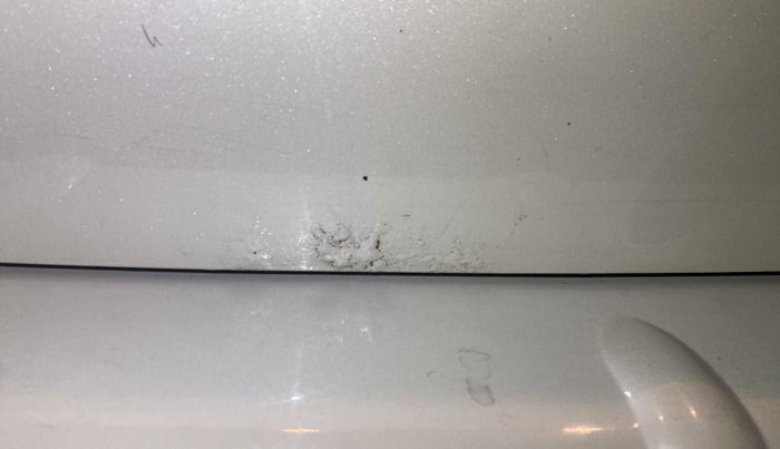 2016 Mahindra XUV500 W6 4X2, Diesel, Manual, 78,794 km, Dicky (Boot door) - Minor scratches