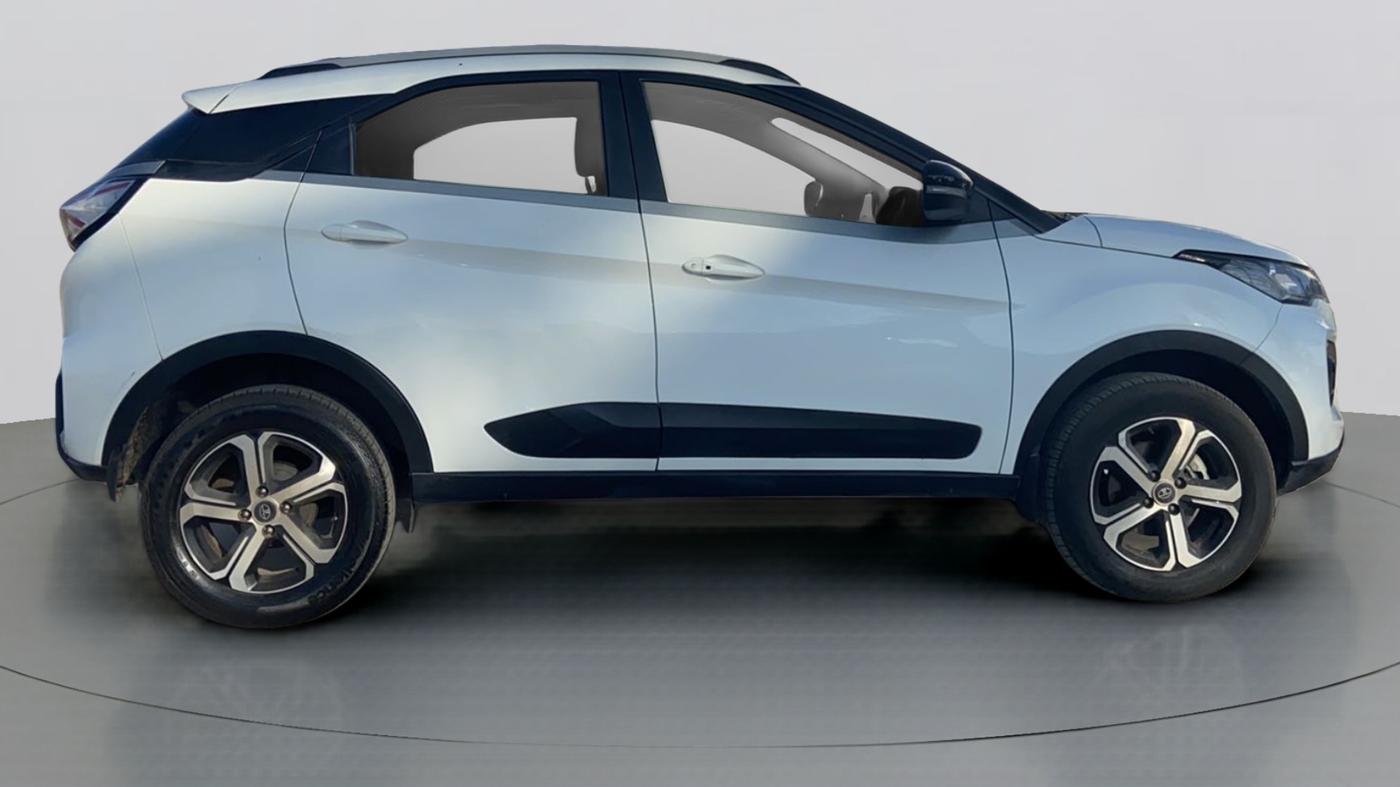 2021 Tata NEXON XZ+ OPT PETROL, Petrol, Manual, 14,475 km, Right Side View