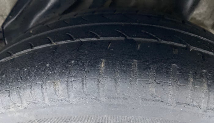 2014 Honda Amaze 1.2 SX MT I VTEC, Petrol, Manual, 82,867 km, Left Rear Tyre Tread