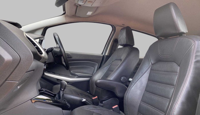 2016 Ford Ecosport 1.5 TDCI TITANIUM PLUS, Diesel, Manual, 97,281 km, Right Side Front Door Cabin