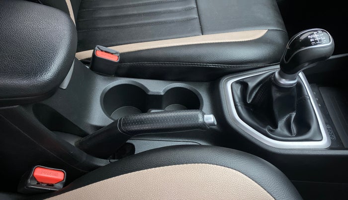 2018 Hyundai Creta 1.6 SX CRDI, Diesel, Manual, 74,507 km, Gear Lever