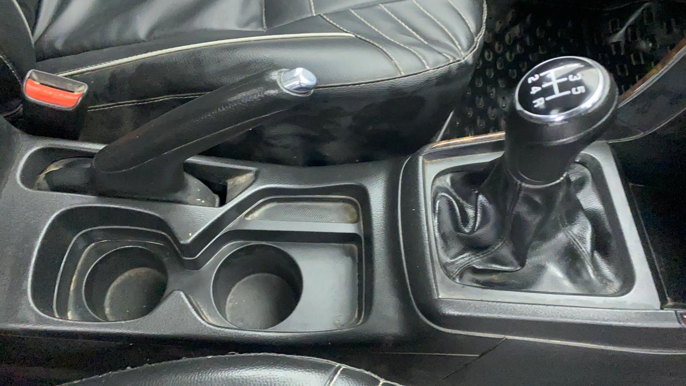 2019 Maruti Vitara Brezza ZDI, Diesel, Manual, 48,230 km, Gear Lever