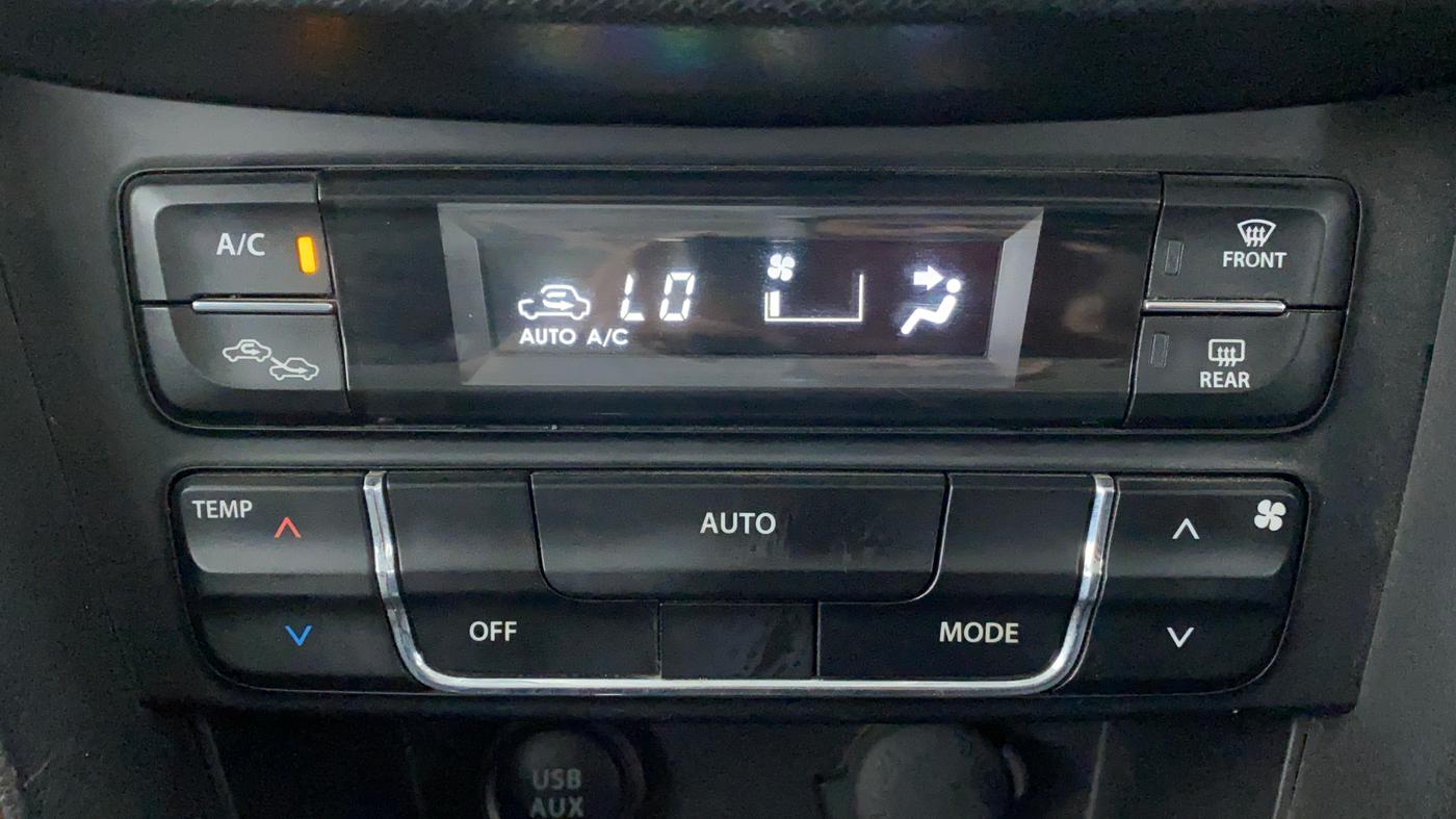 2019 Maruti Vitara Brezza ZDI, Diesel, Manual, 48,230 km, Automatic Climate Control