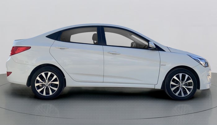2016 Hyundai Verna FLUIDIC 1.6 SX VTVT, Petrol, Manual, 31,279 km, Right Side View