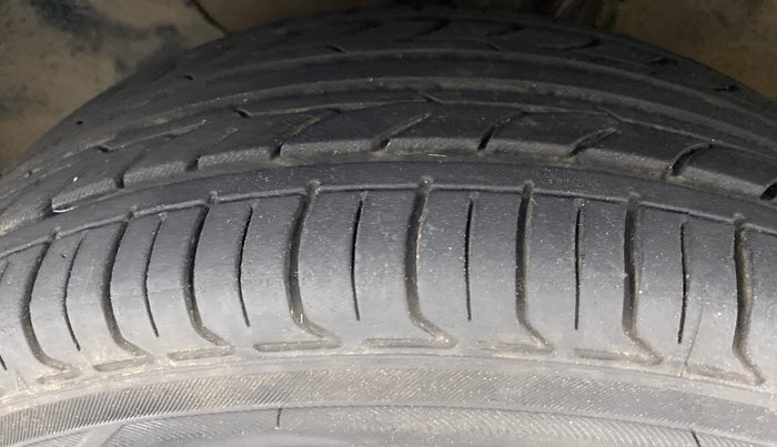 2018 Hyundai Elite i20 ASTA 1.2, Petrol, Manual, 56,272 km, Left Front Tyre Tread