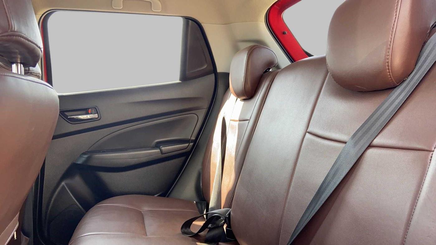 2018 Maruti Swift ZXI PLUS, Petrol, Manual, 38,863 km, Right Side Rear Door Cabin