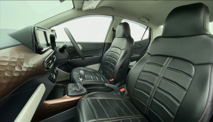 2020 Hyundai AURA SX PETROL, Petrol, Manual, 26,203 km, Right Side Front Door Cabin