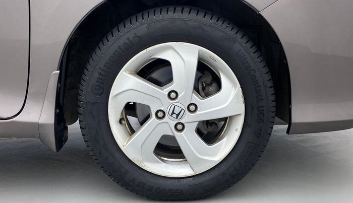 2016 Honda City V MT PETROL, Petrol, Manual, 60,441 km, Right Front Wheel