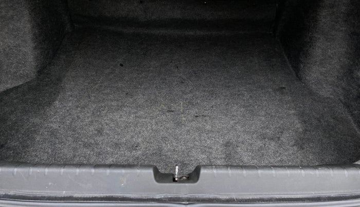 2016 Honda City V MT PETROL, Petrol, Manual, 60,441 km, Boot Inside