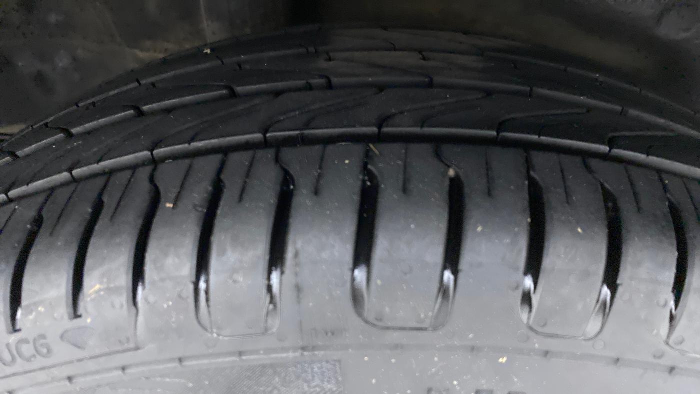 2016 Honda City V MT PETROL, Petrol, Manual, 60,441 km, Right Rear Tyre Tread