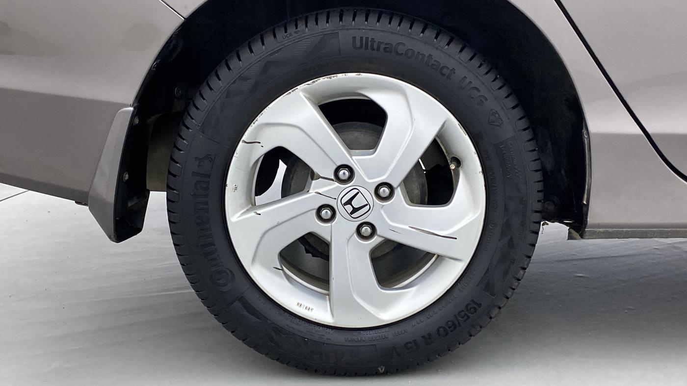 2016 Honda City V MT PETROL, Petrol, Manual, 60,441 km, Right Rear Wheel