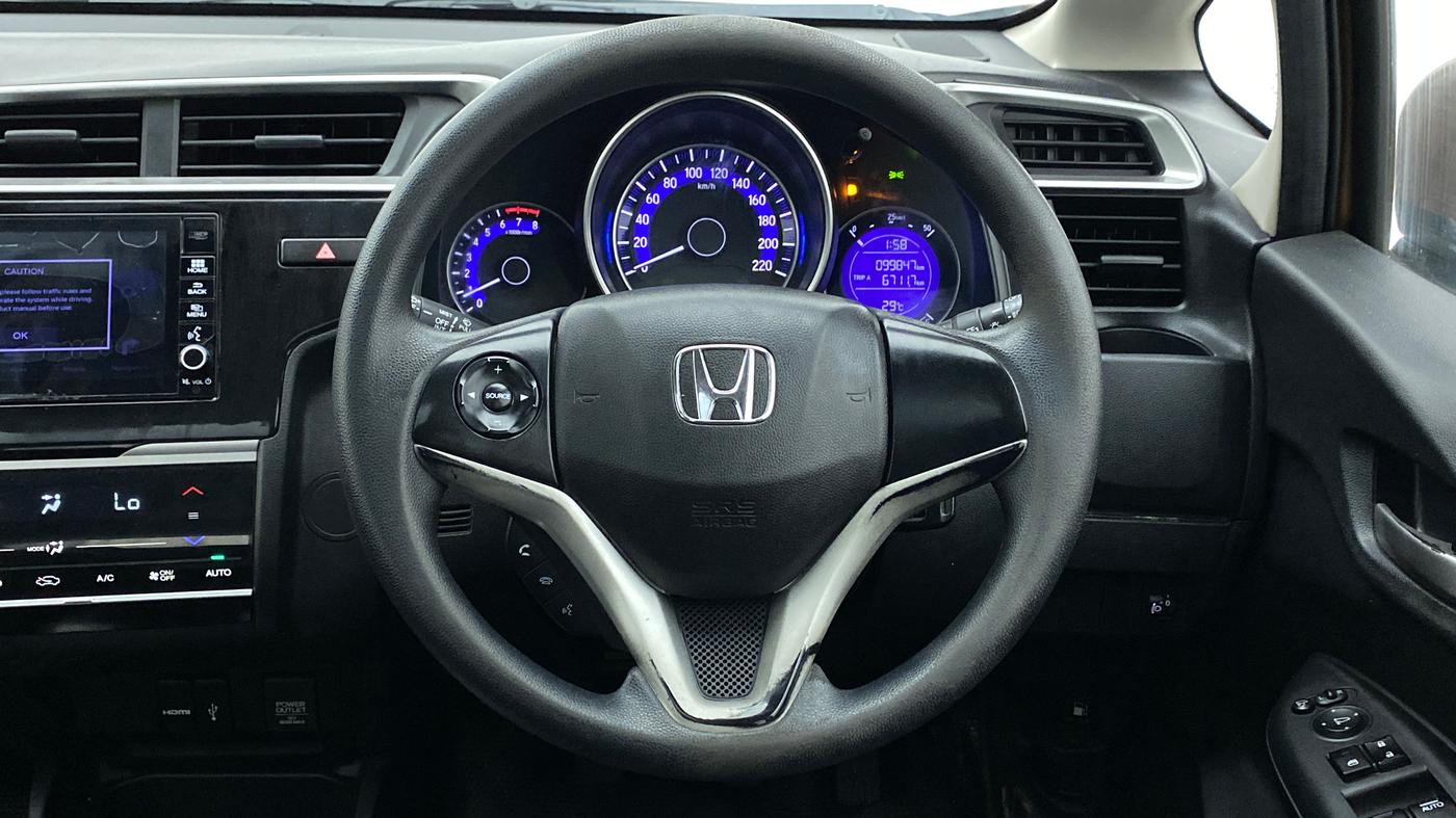 2017 Honda WR-V 1.2 i-VTEC VX MT, Petrol, Manual, 99,944 km, Steering Wheel Close Up