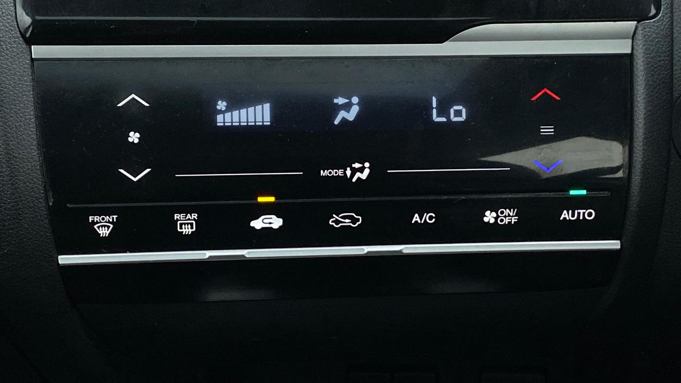 2017 Honda WR-V 1.2 i-VTEC VX MT, Petrol, Manual, 99,944 km, Automatic Climate Control