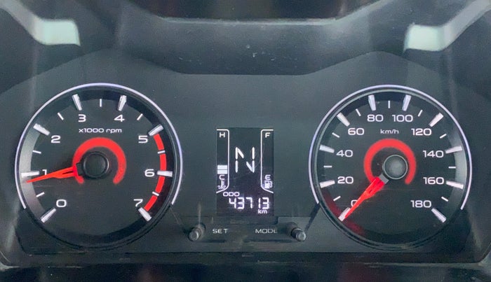 2016 Mahindra Kuv100 K6 6 STR, Petrol, Manual, 43,713 km, Odometer Image