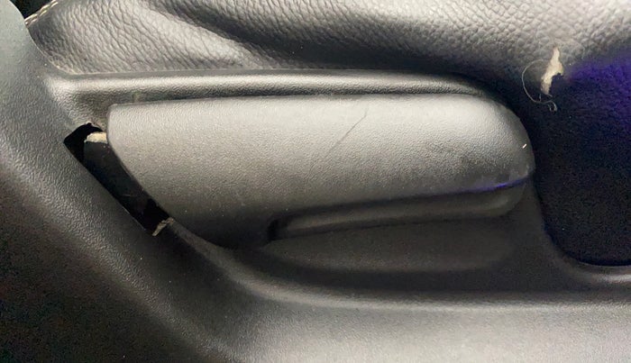 2017 Maruti Swift VDI ABS, Diesel, Manual, 1,08,722 km, Driver Side Adjustment Panel