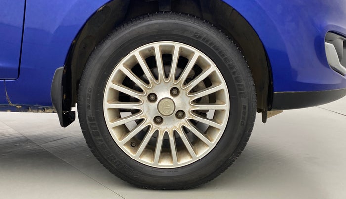 2014 Tata Zest XMS RT, Petrol, Manual, 19,768 km, Right Front Wheel