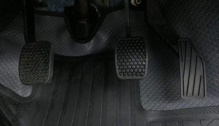 2017 Maruti Alto 800 LXI, Petrol, Manual, 19,616 km, Pedals