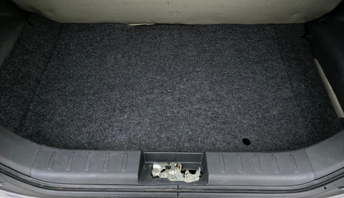 2017 Maruti Alto 800 LXI, Petrol, Manual, 19,616 km, Boot Inside