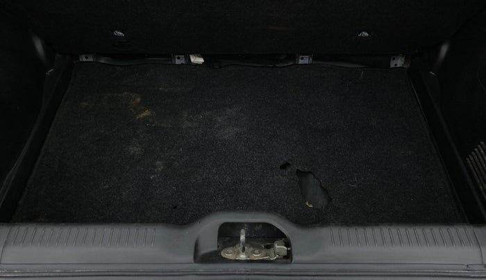 2019 Maruti Swift LXI, Petrol, Manual, 44,125 km, Boot Inside