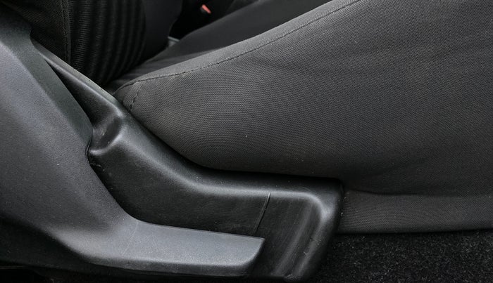2019 Maruti Swift LXI, Petrol, Manual, 44,125 km, Driver Side Adjustment Panel